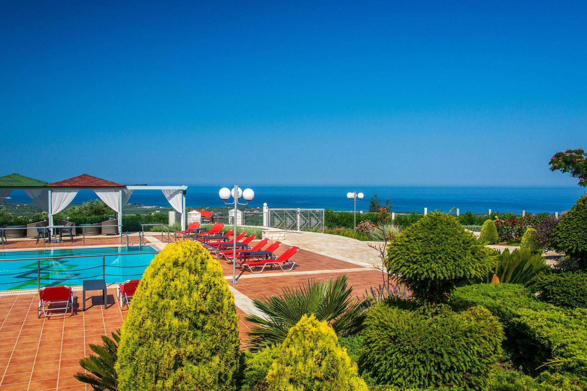 Enastron Villas