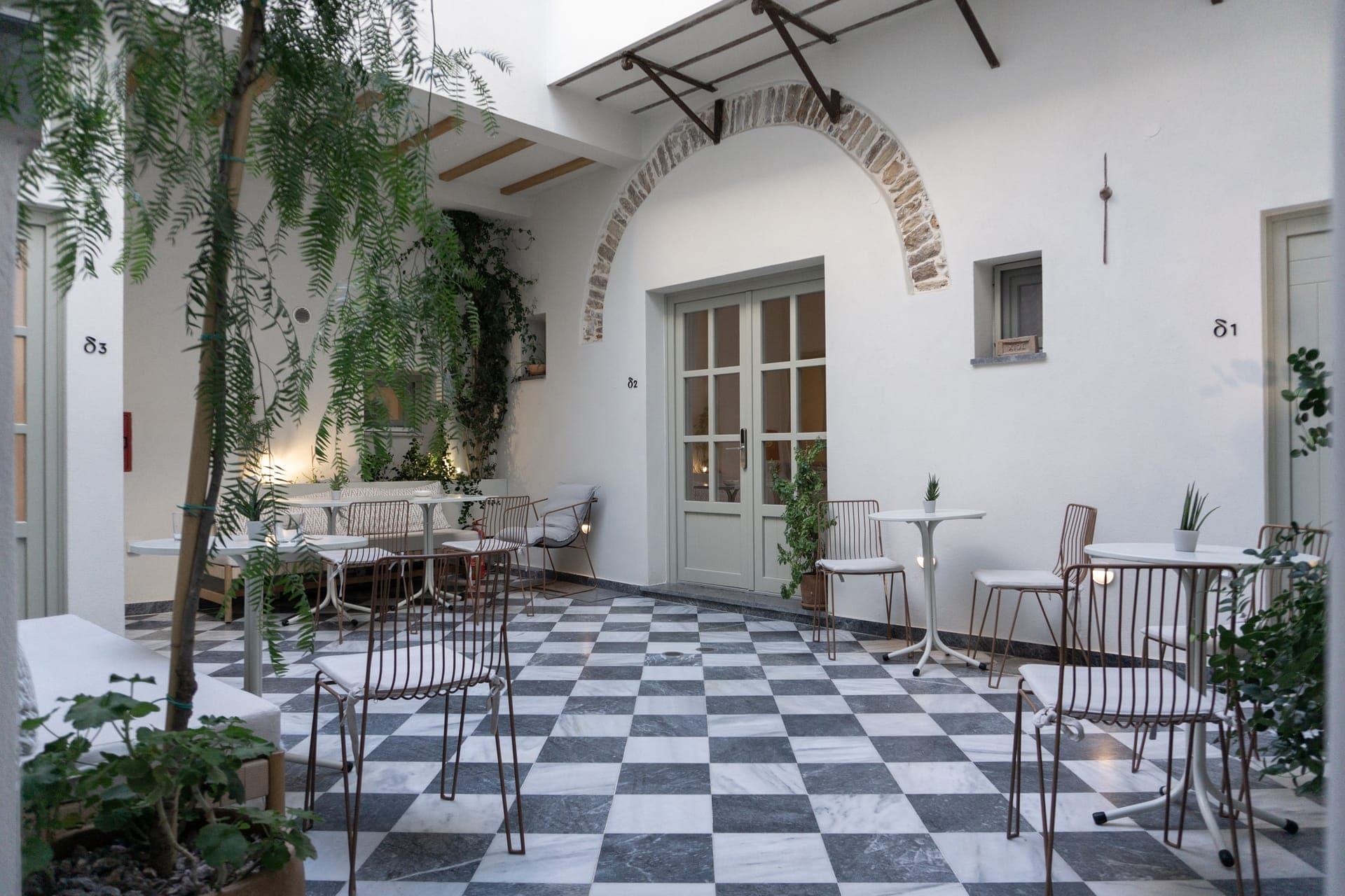 Endotera Chios Apartments