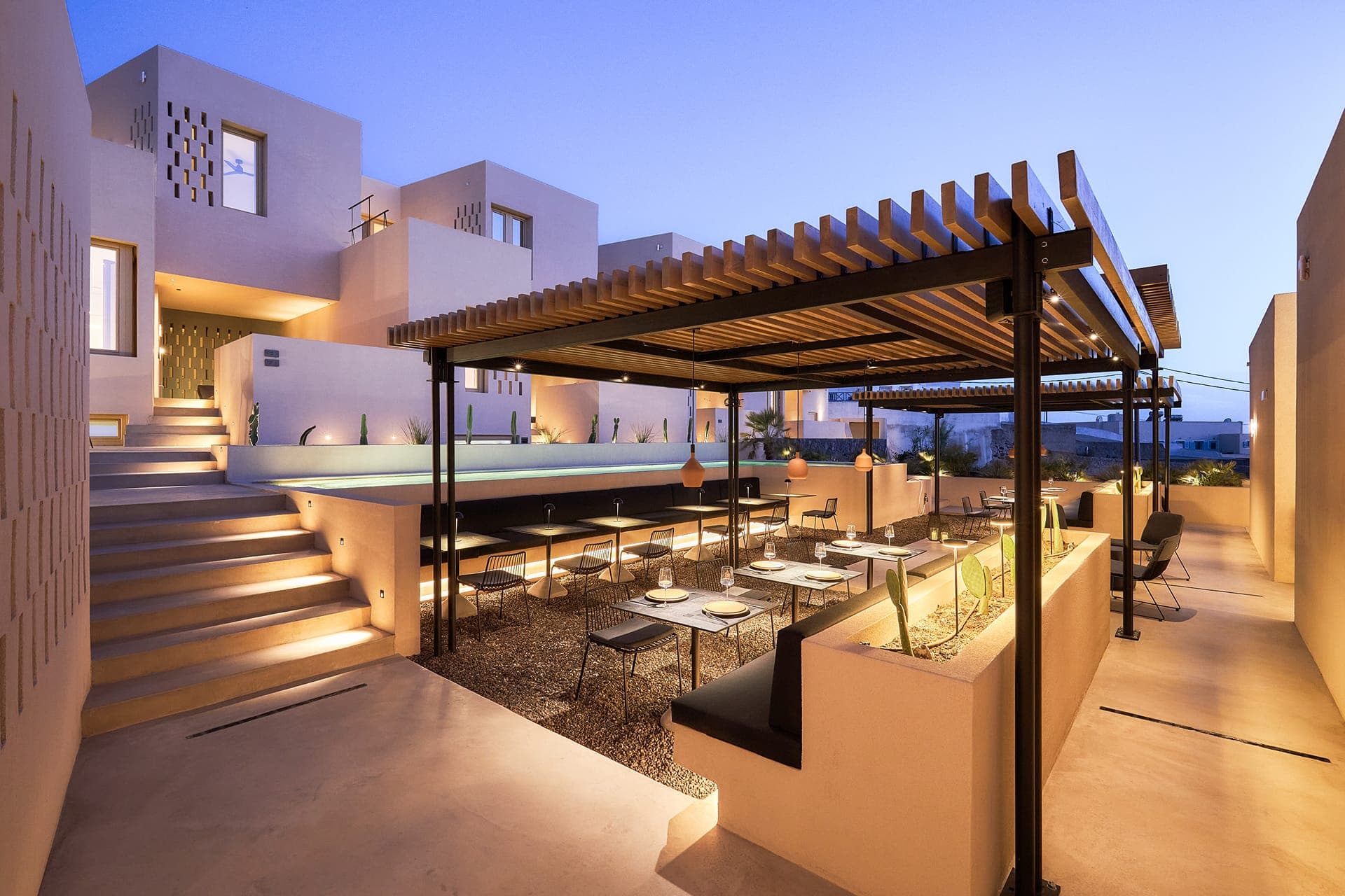 Enorme EOS Santorini - Adults Only