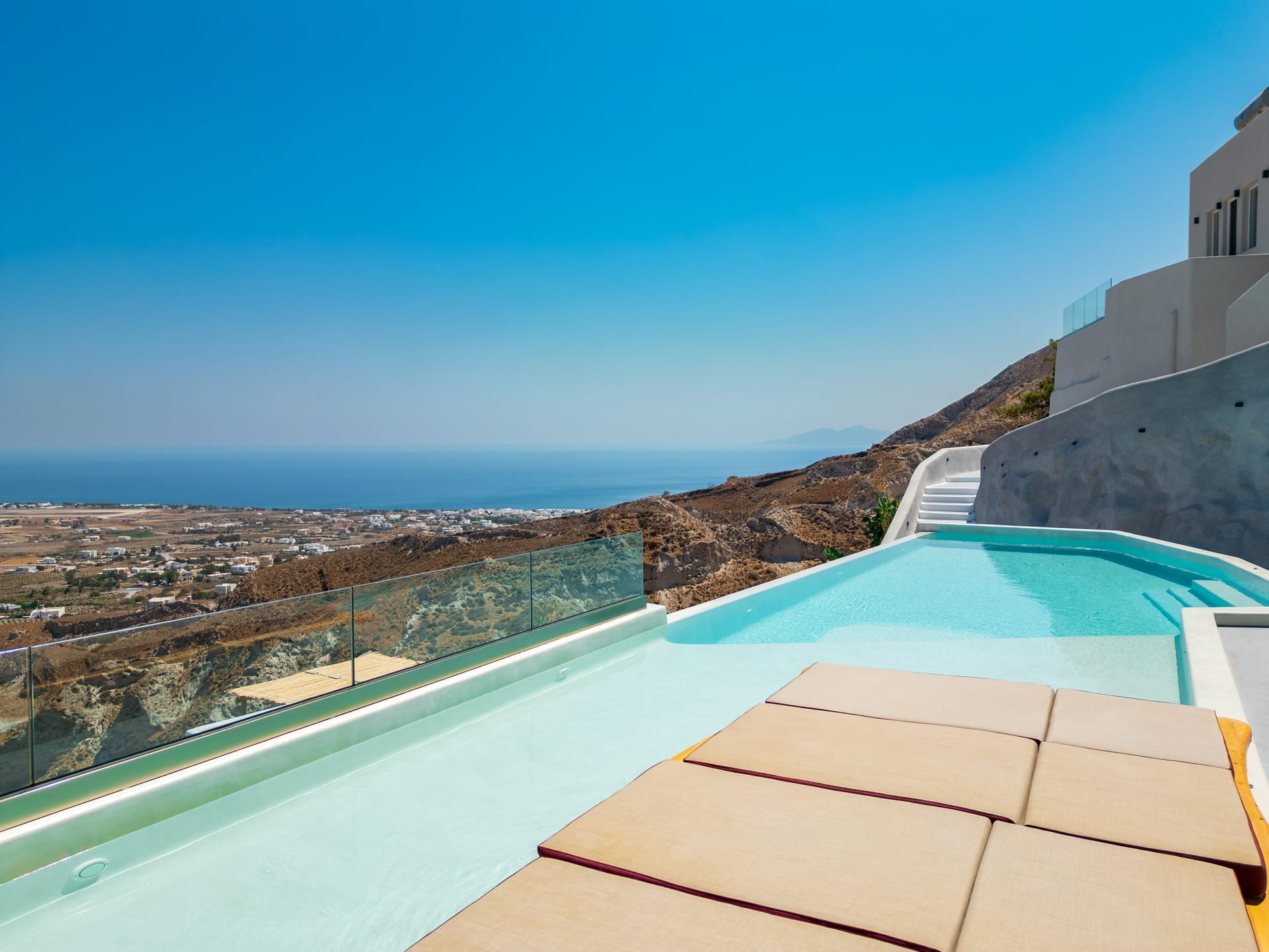 Eolithos Suites