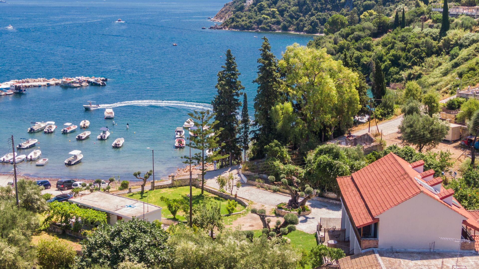 Eptanisos Beachfront Suites Zante