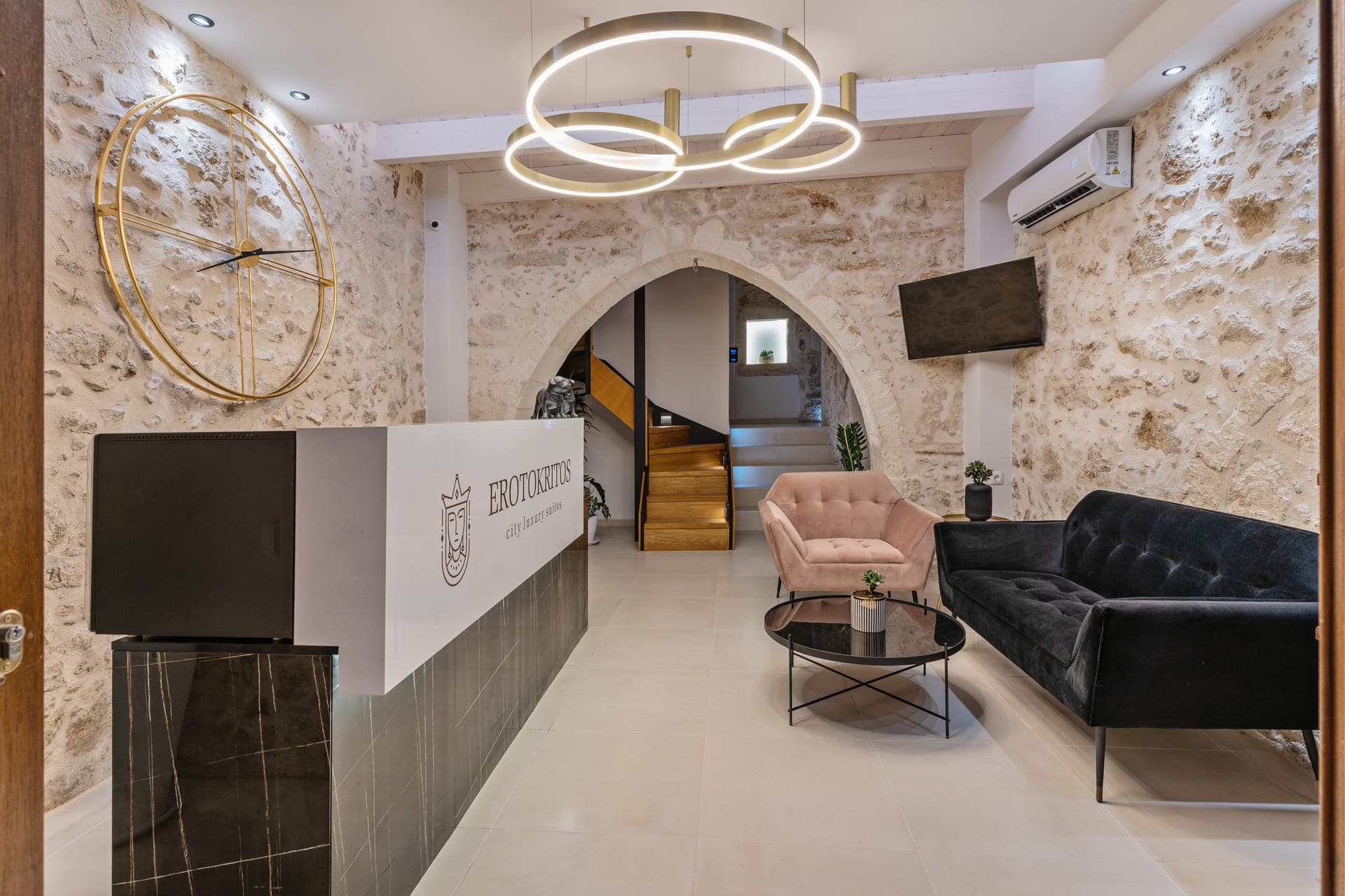 Erotokritos City Luxury Suites