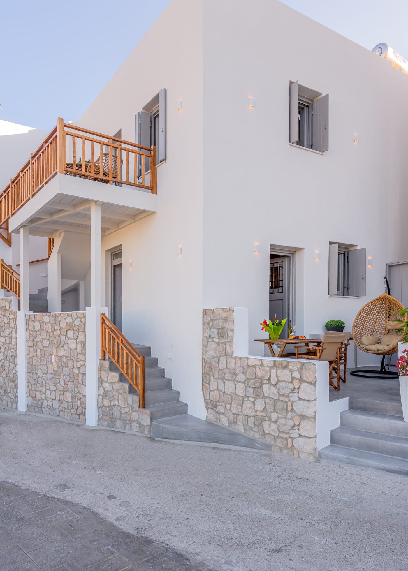 Esperanza Apartments