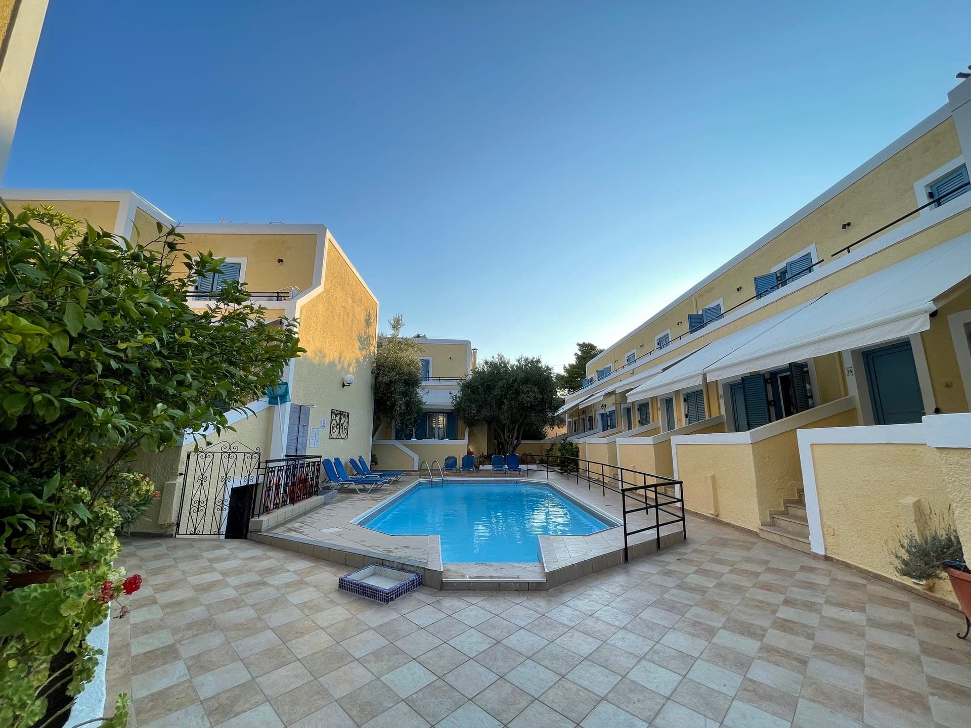 Esperides Maisonettes Aegina