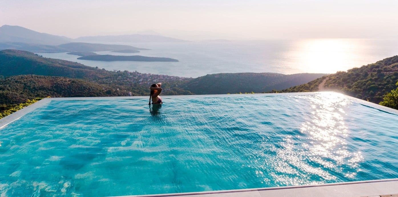 Esperos Suites & Villas