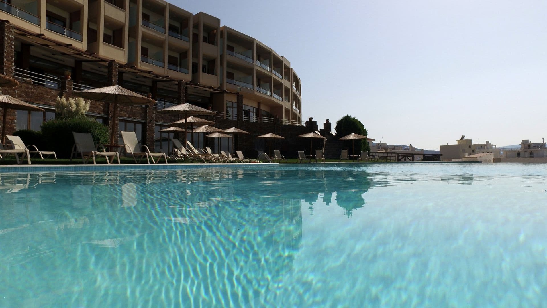 Evia Hotel & Suites