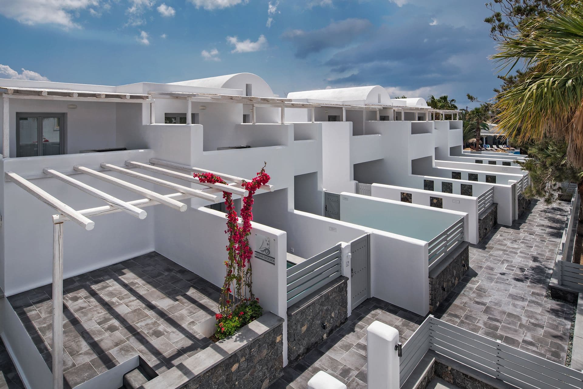 Meltemi Excelsior Suites Santorini