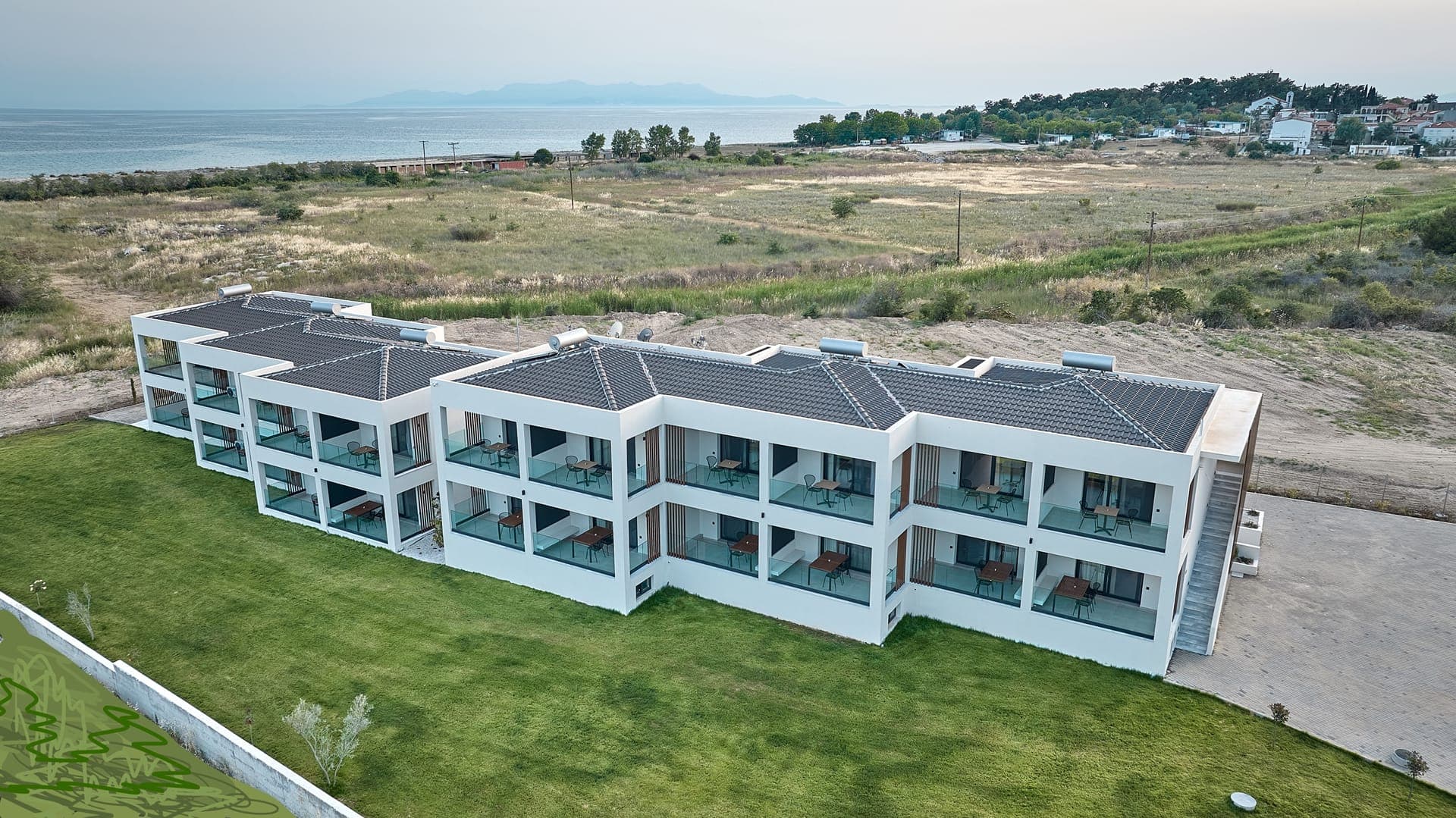Casa Tsouka Seaside Aparthotel