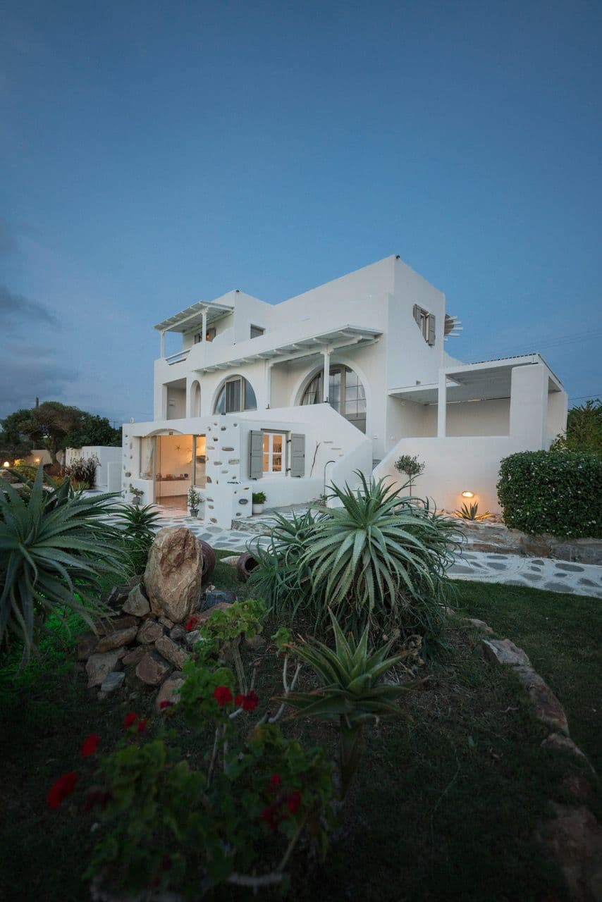 Faros Villa Small Hotel & Restaurant
