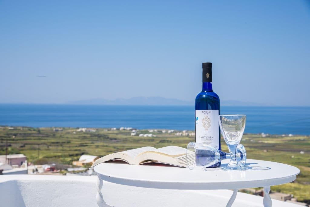 Fava Eco Suites Santorini
