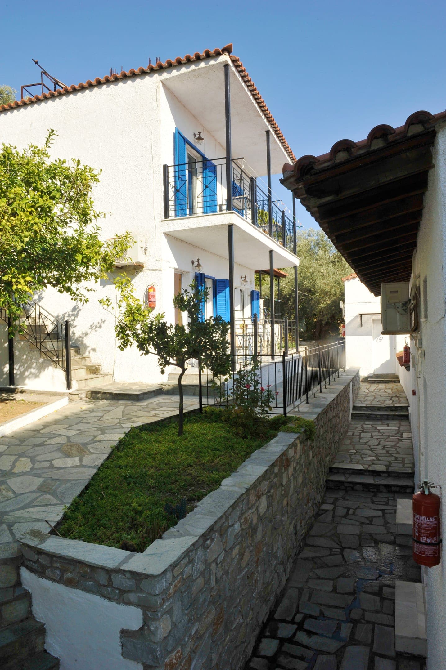 Fengeros Village