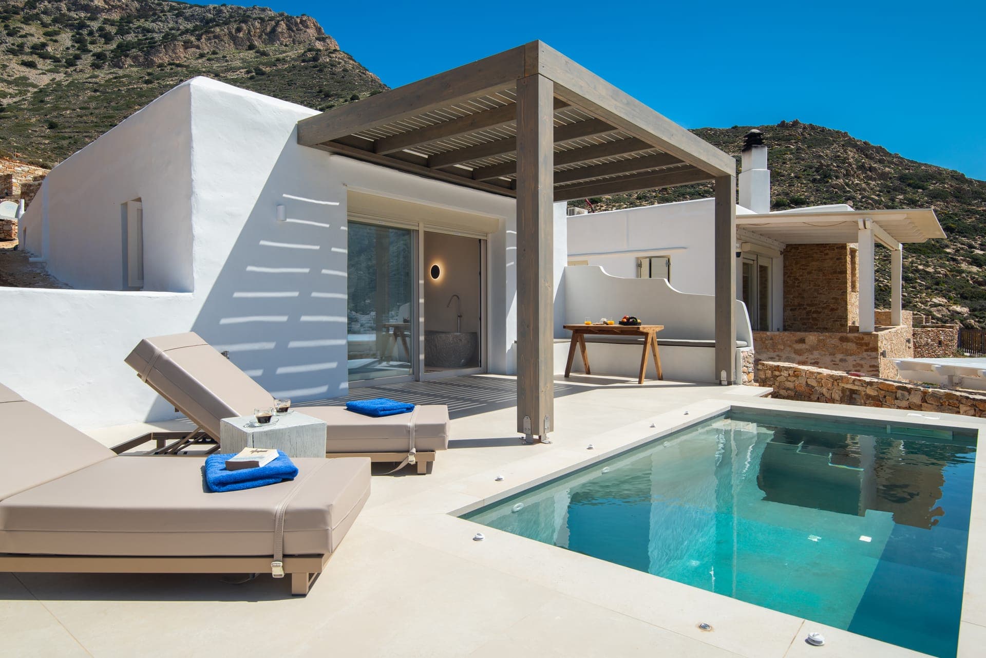Filadaki Villas