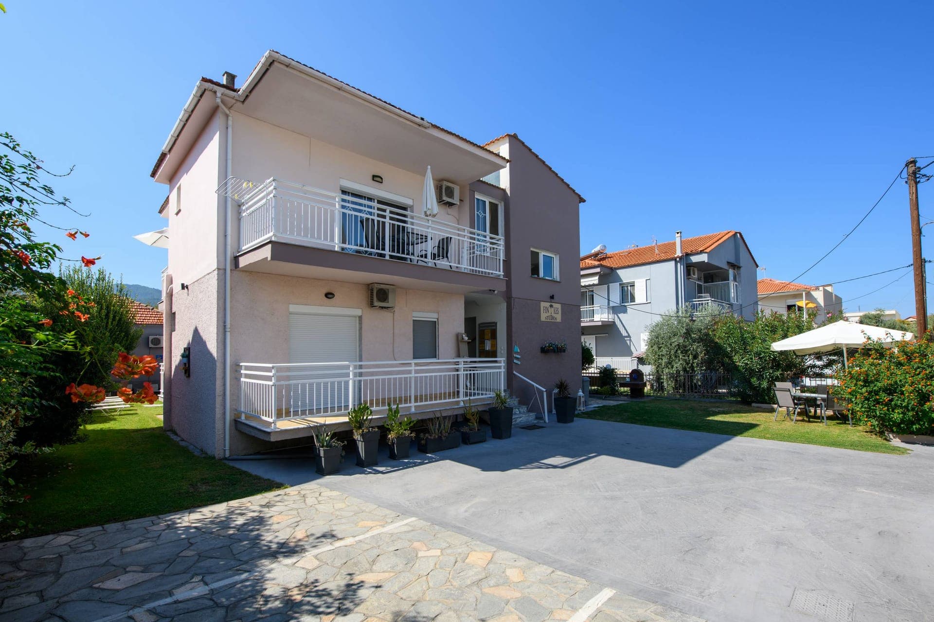 Finikes Studios Thassos