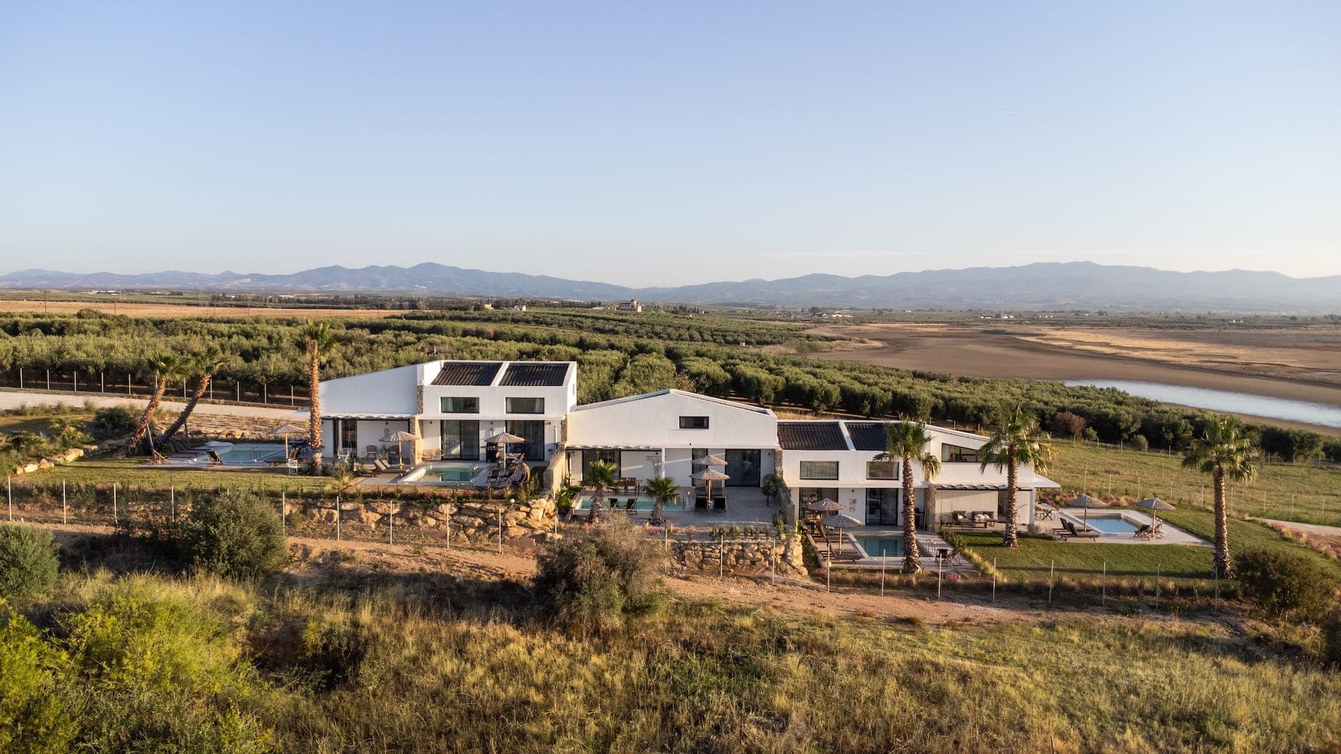 Flamingo Living Suites & Villas