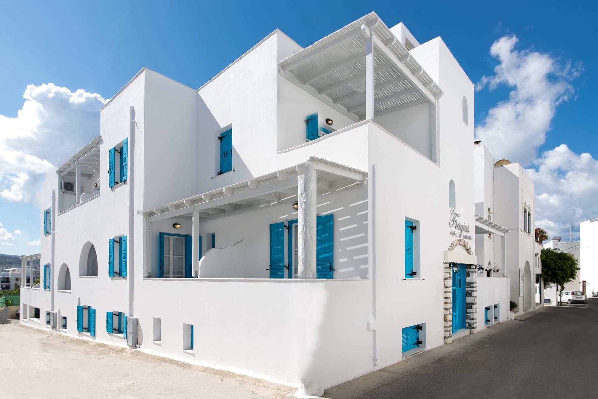 Fragias Studios & Apartments