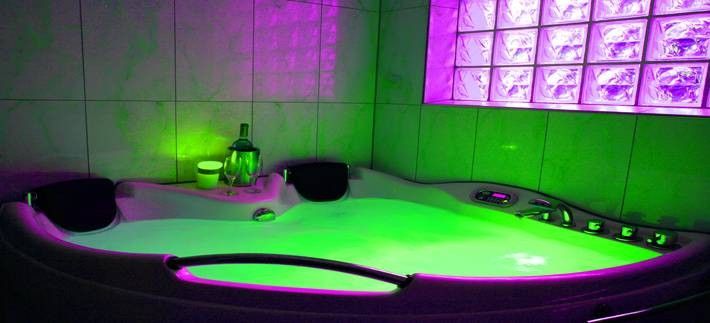 Galaxy Art Hotel