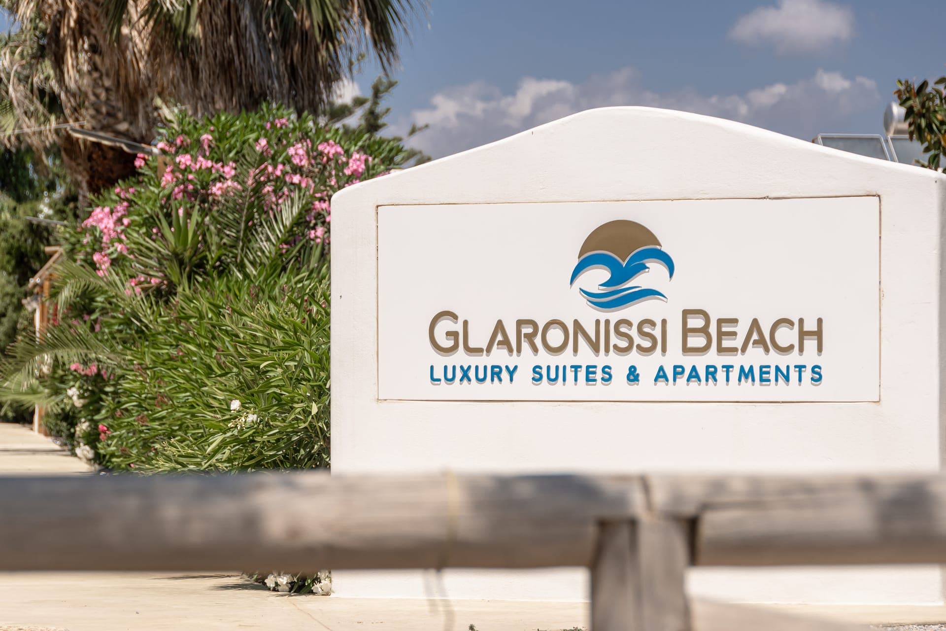 Glaronissi Beach