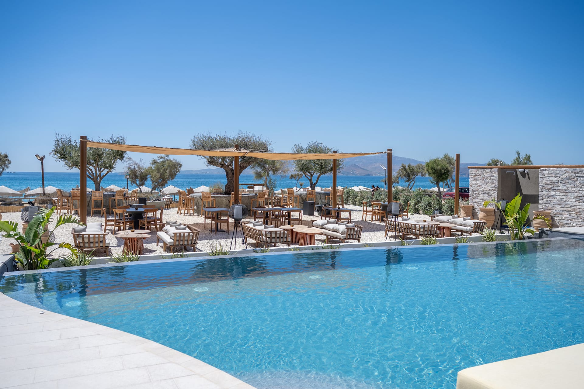 Glaronissi Beach