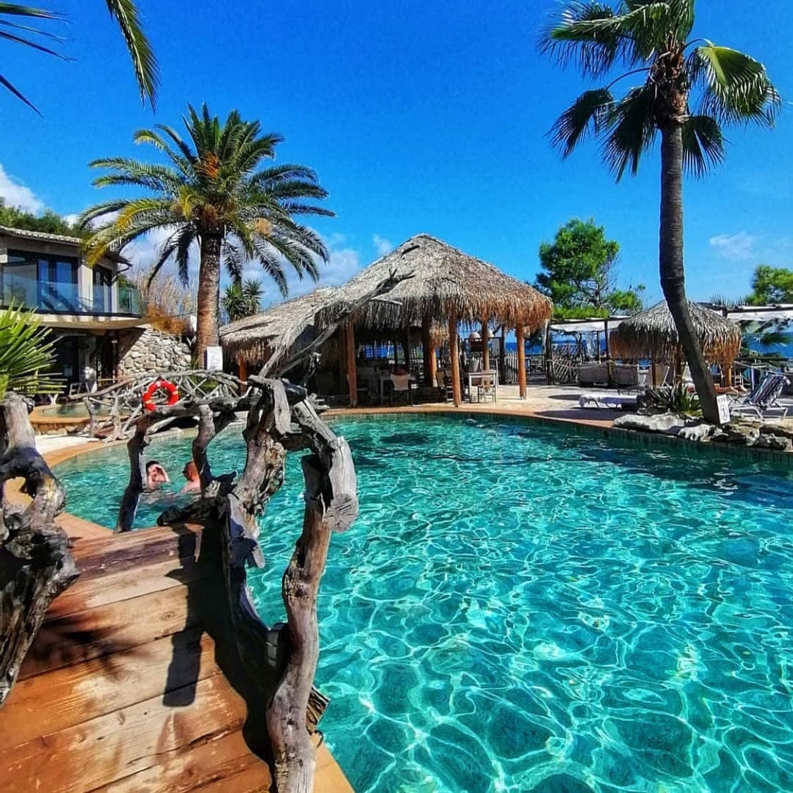 Gloria Maris Hotel Suites & Villas