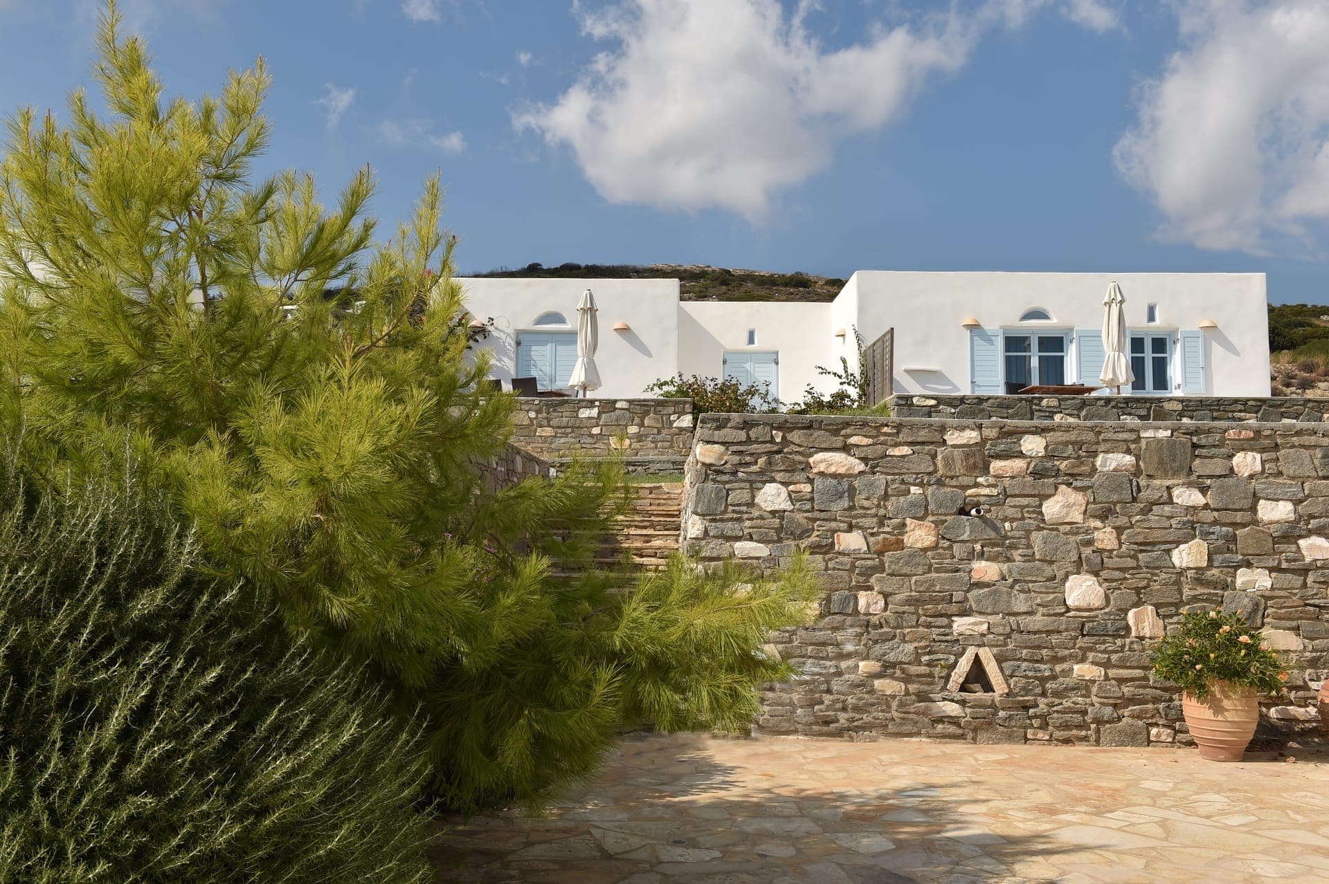 Glyfa Village