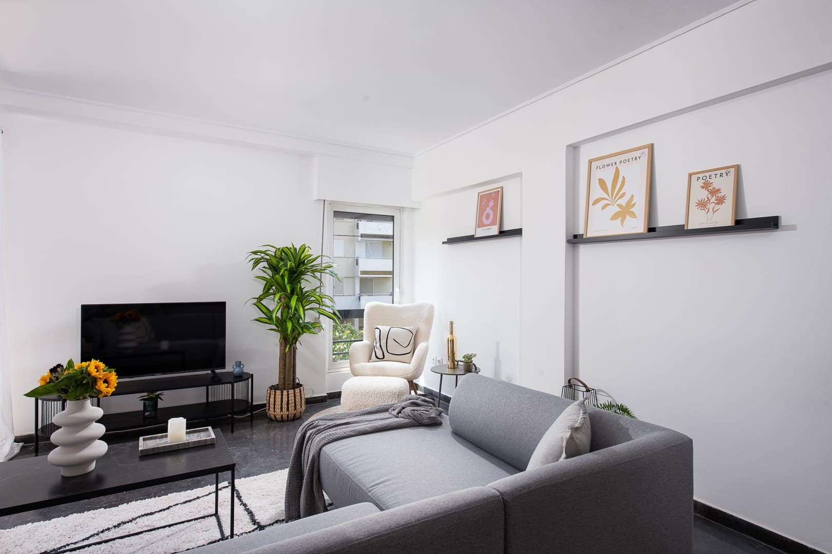 Glyfada First Class Suite