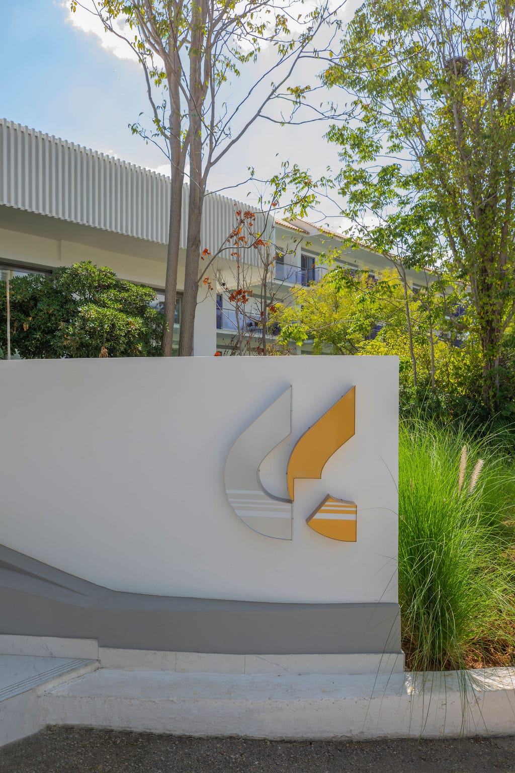 Golden Coast Hotel & Bungalows