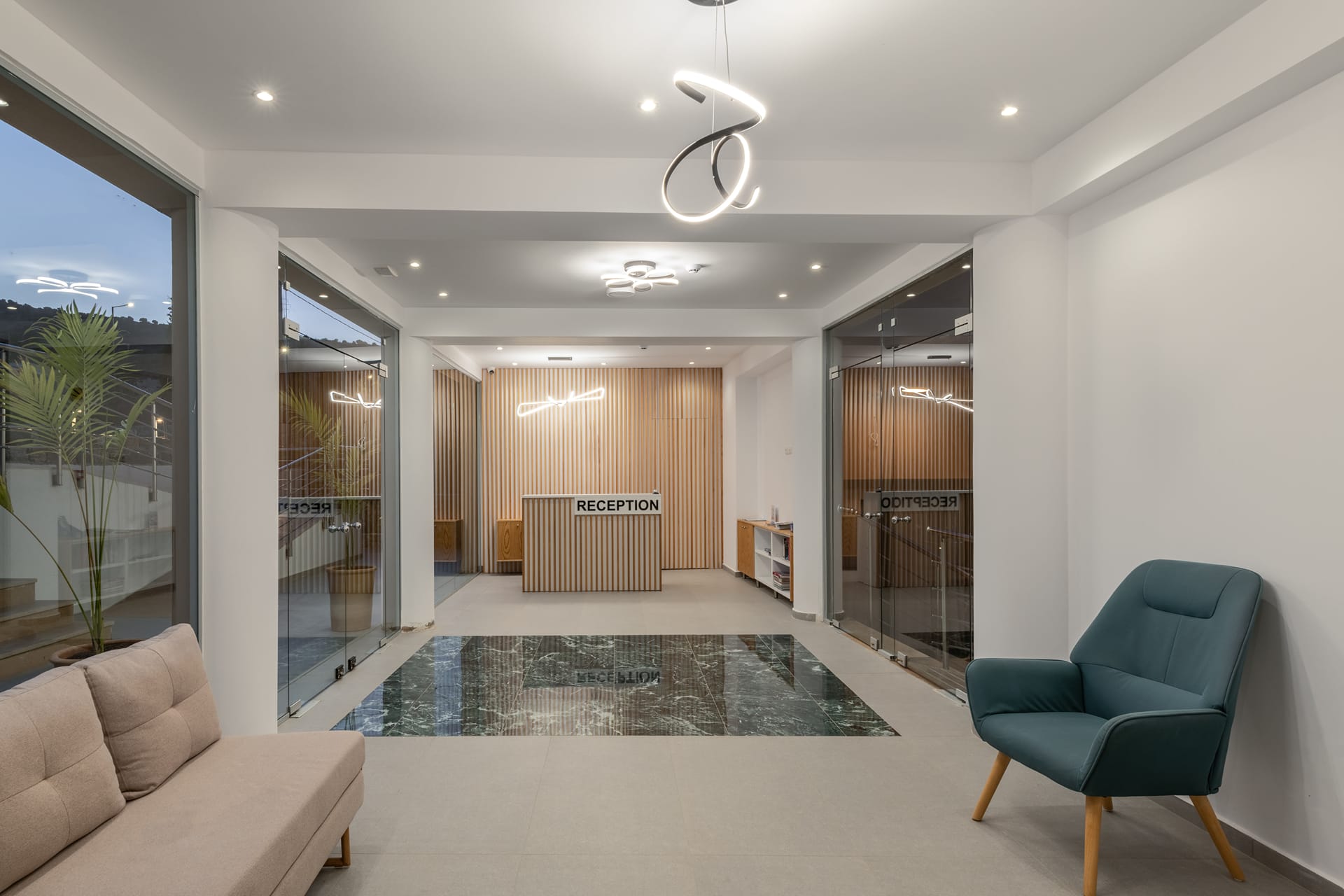 Golden Bee Lifestyle Hotel