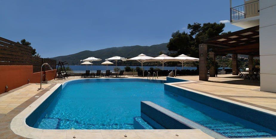 Golden View Beach Hotel