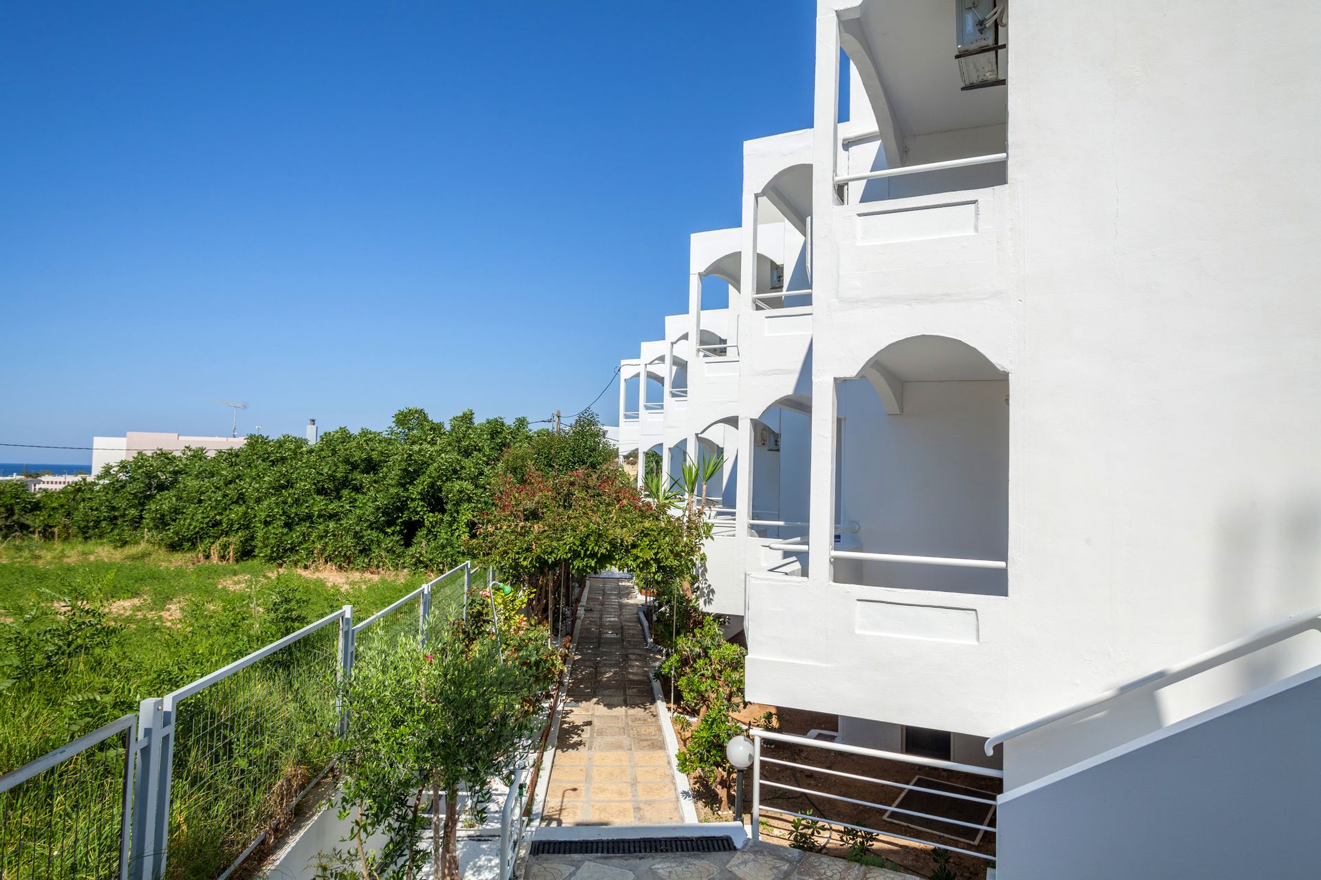 Grace Studios & Apartments