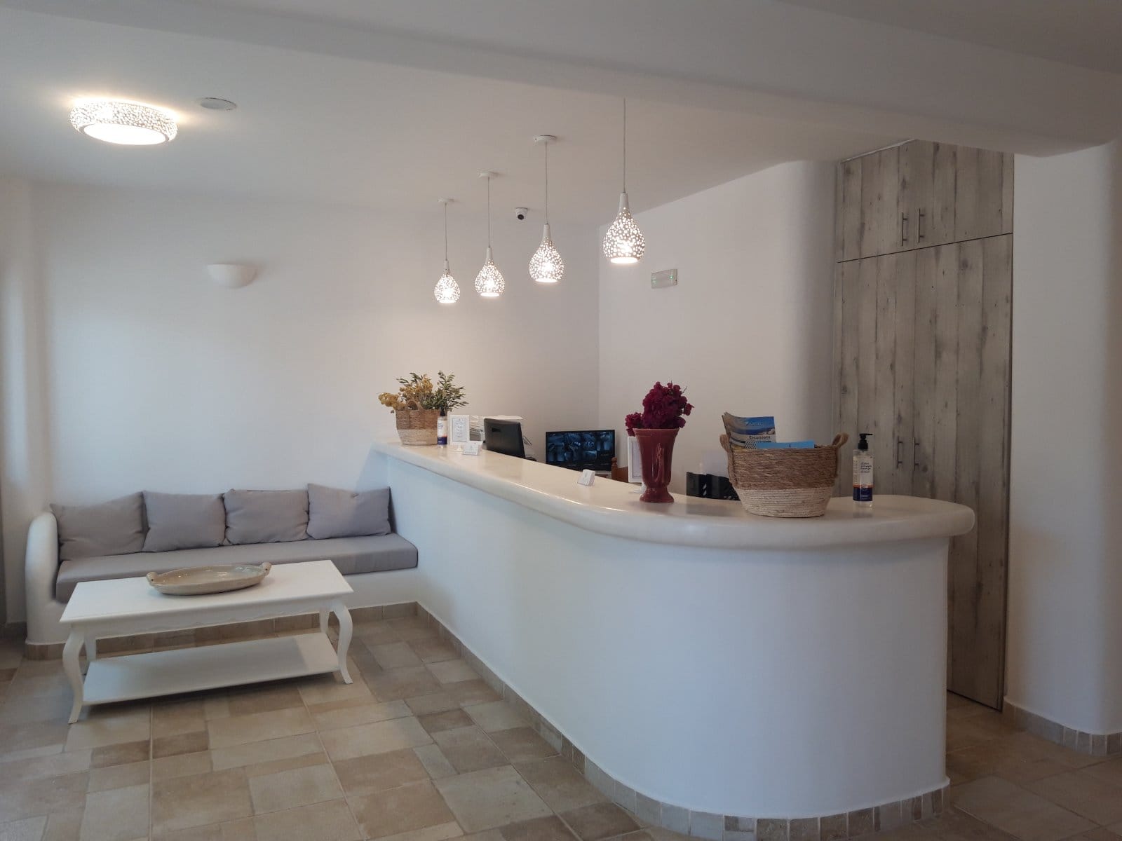 Helios Beach Hotel Santorini
