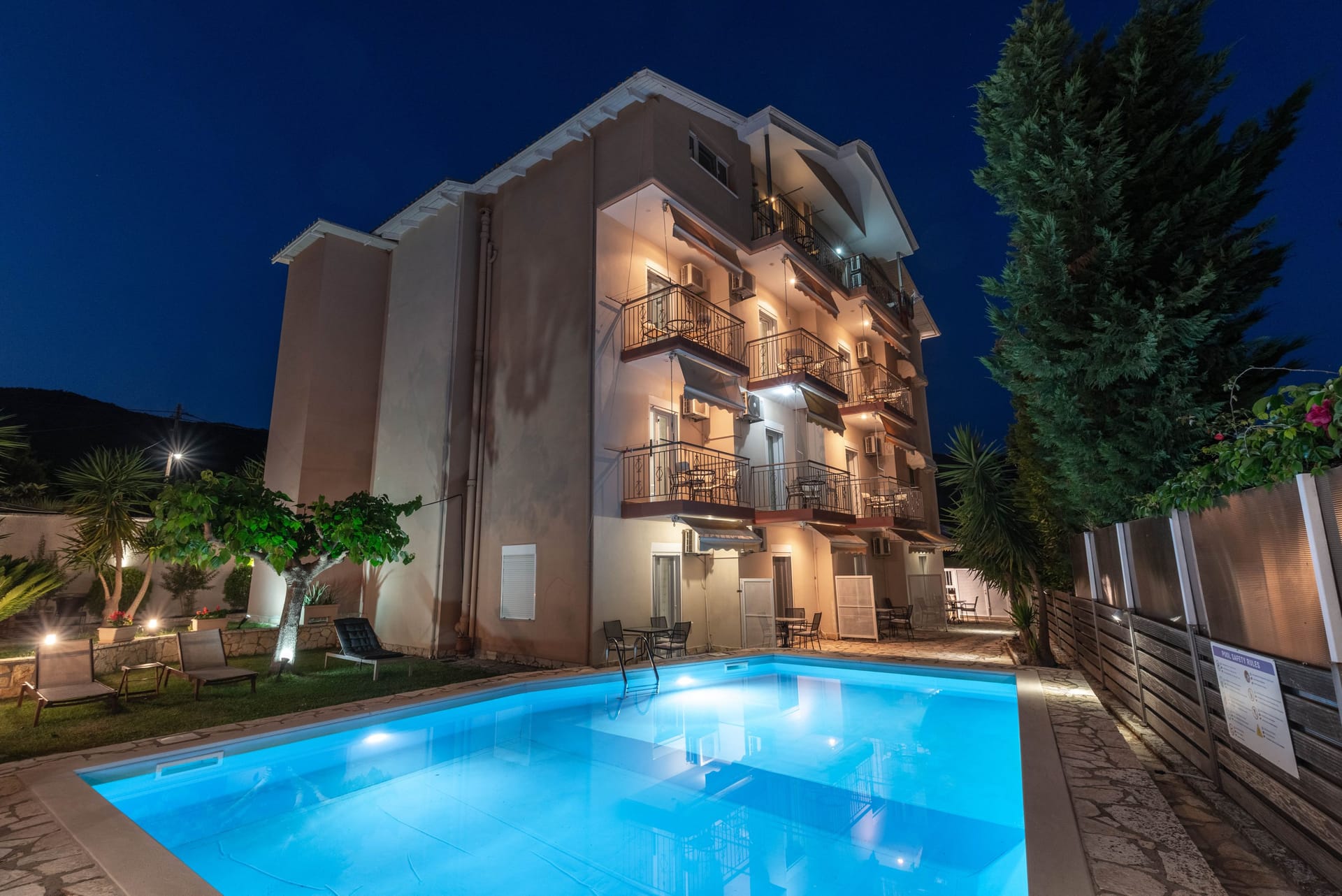 Harmony Apartments Sivota
