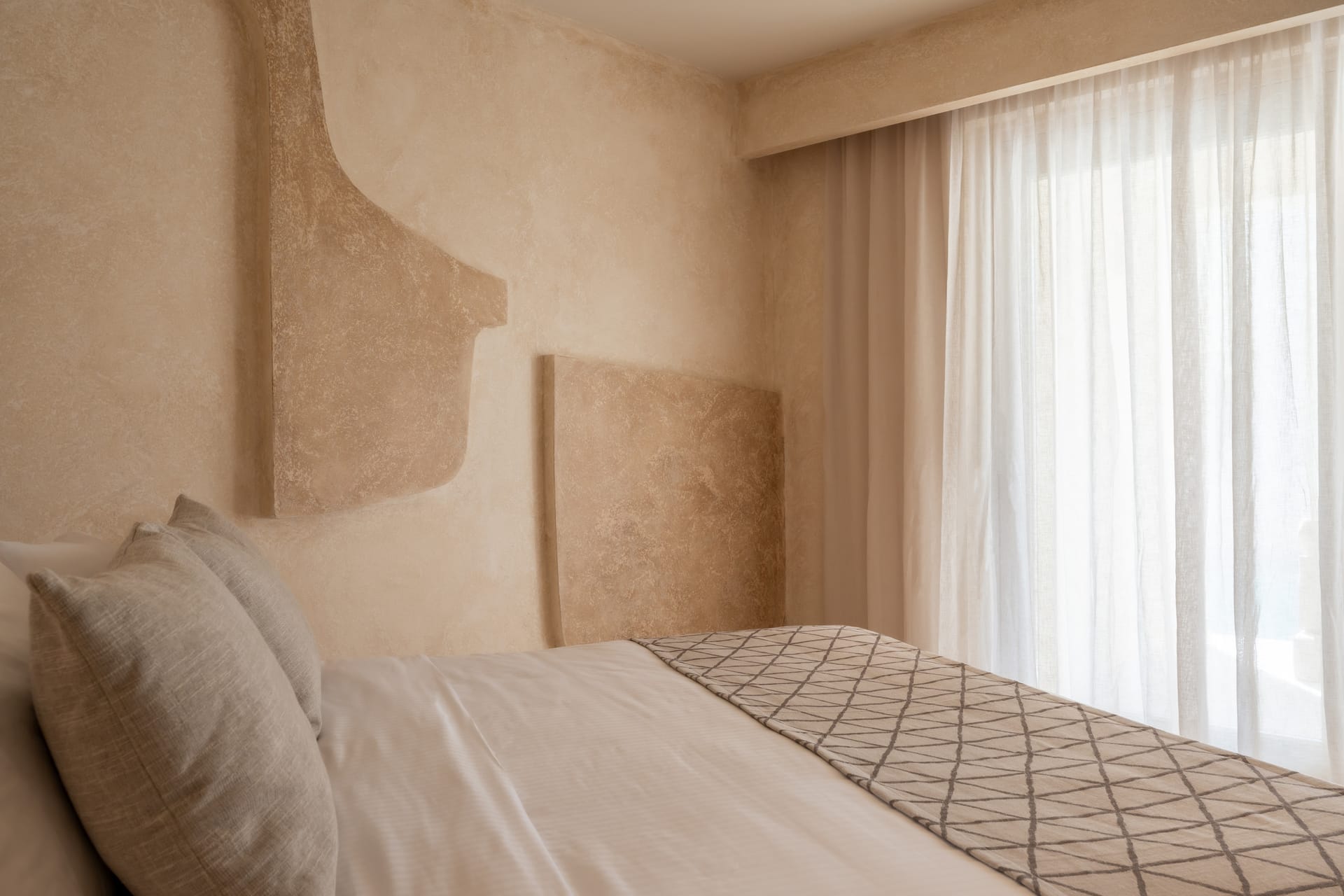 Heyday Luxury Suites