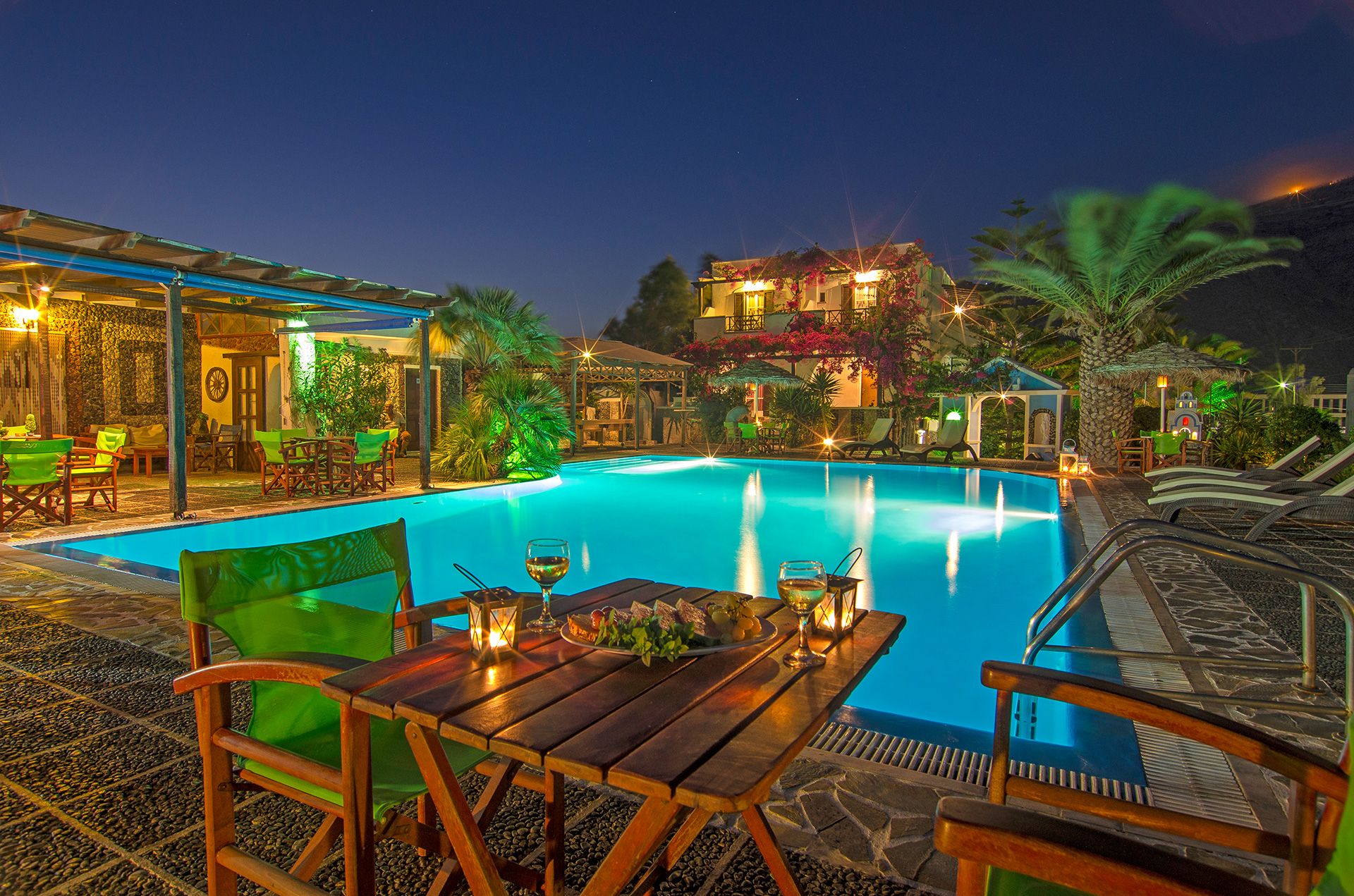 Holiday Beach Resort Santorini