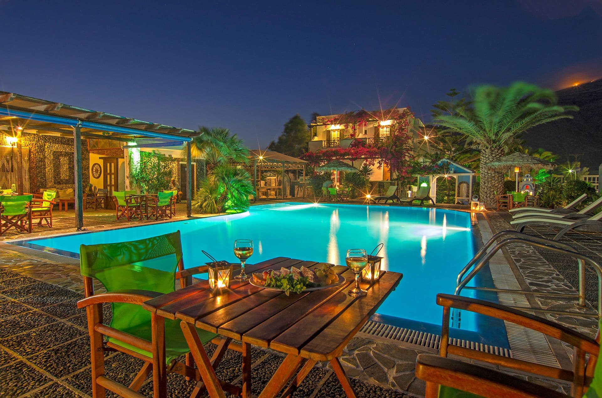 Holiday Beach Resort Santorini