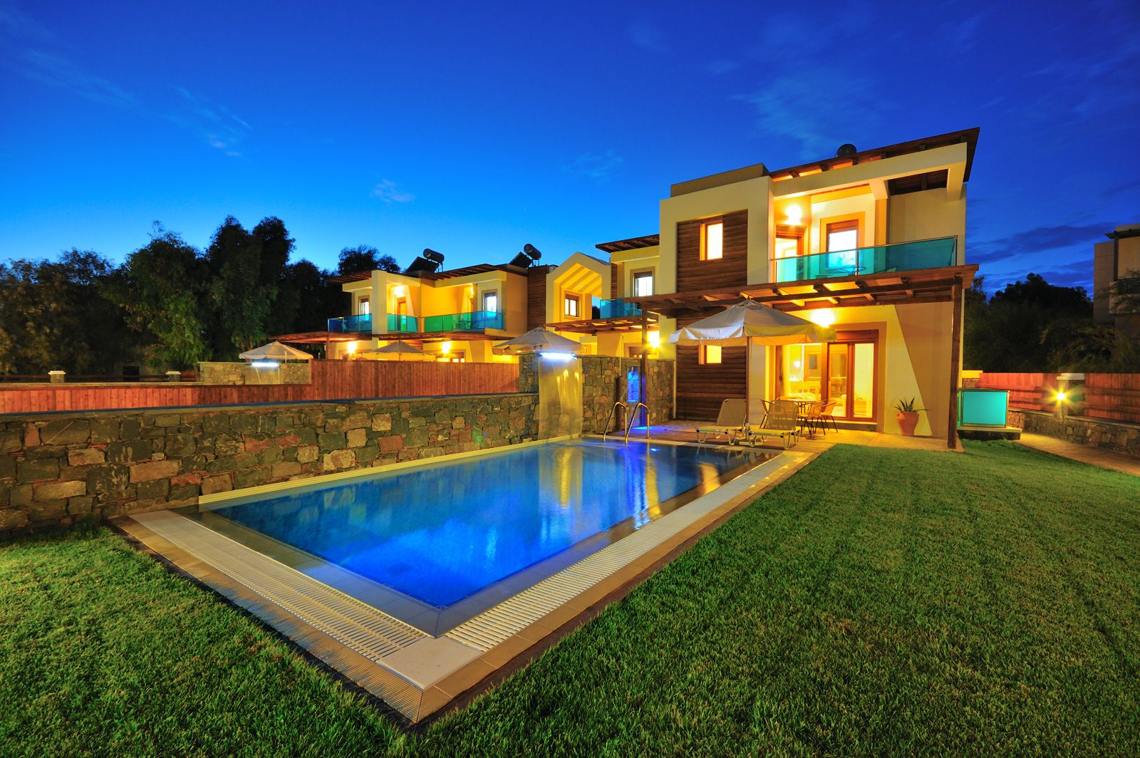 Horizon Line Villas