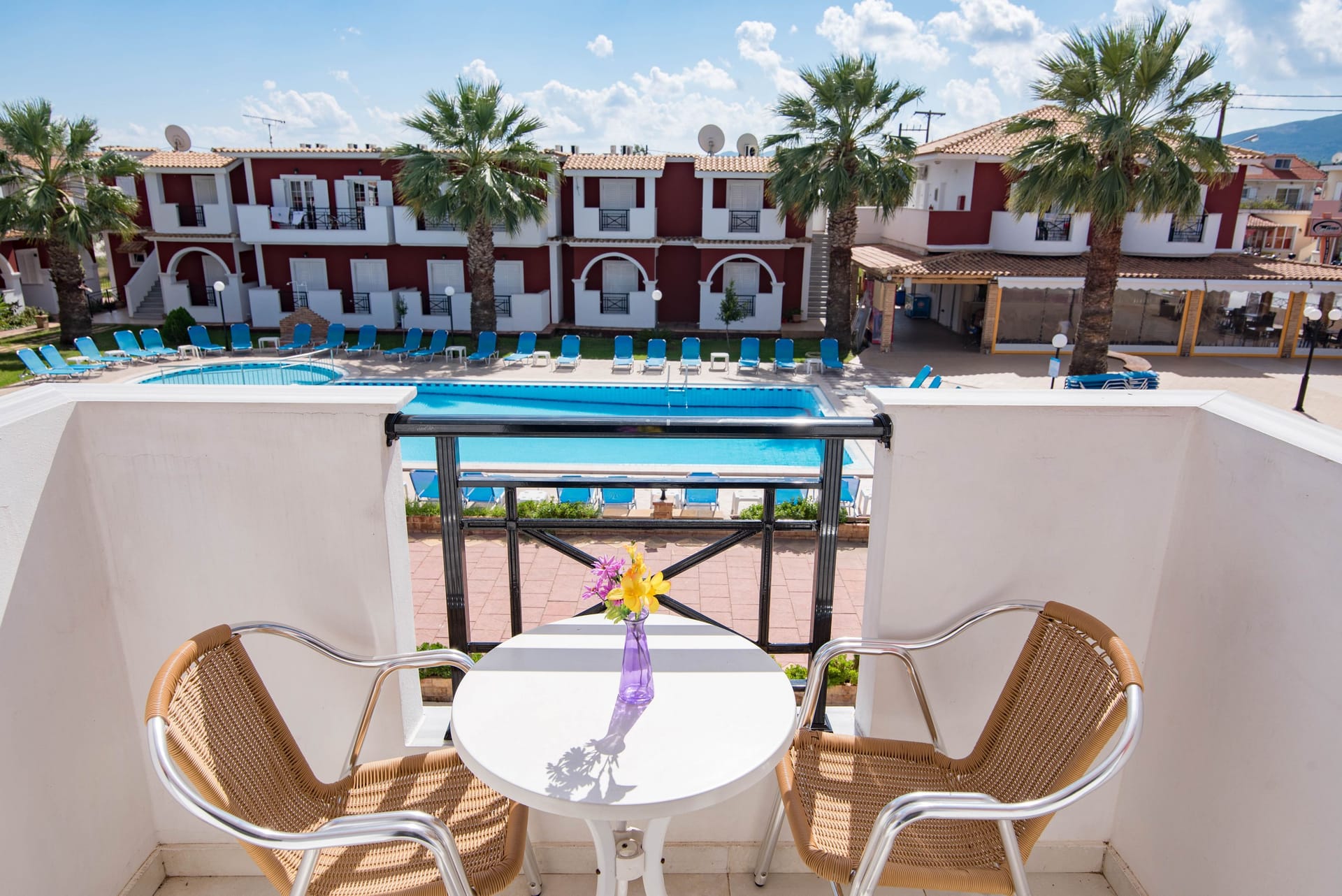 Hotel Yakinthos