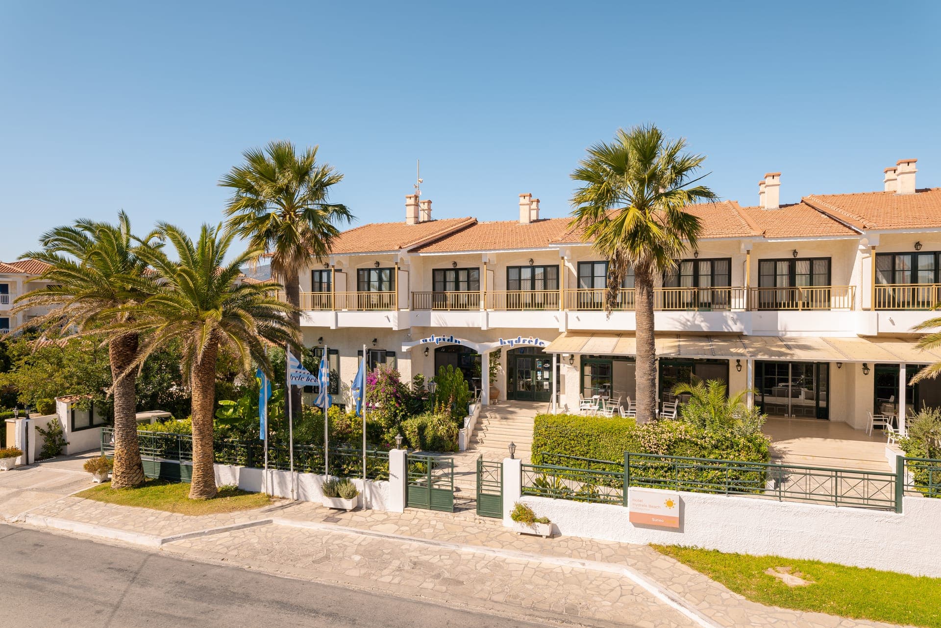 Hydrele Beach Hotel