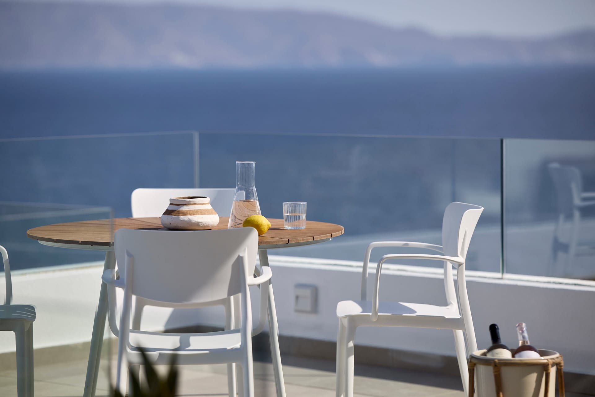 Ianemi Suites