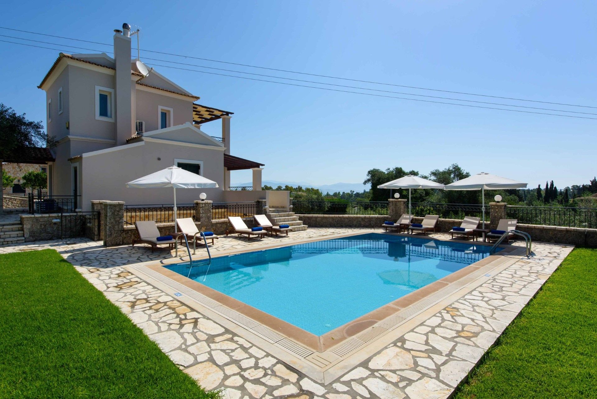 Il Tesori Dassia Villas Corfu