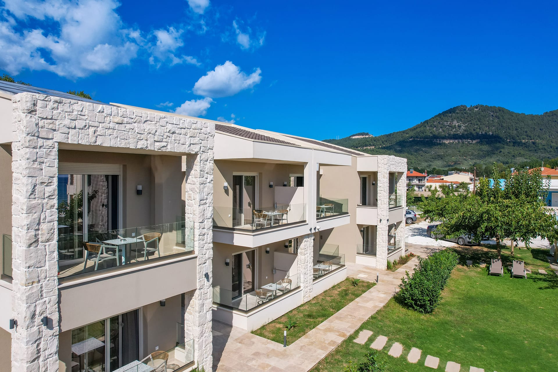 Iliorama Seaside Luxury Suites & Apartments