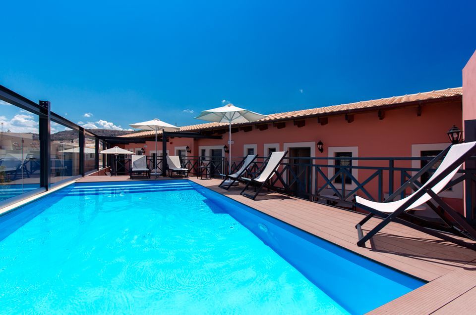 Ionia Suites 
