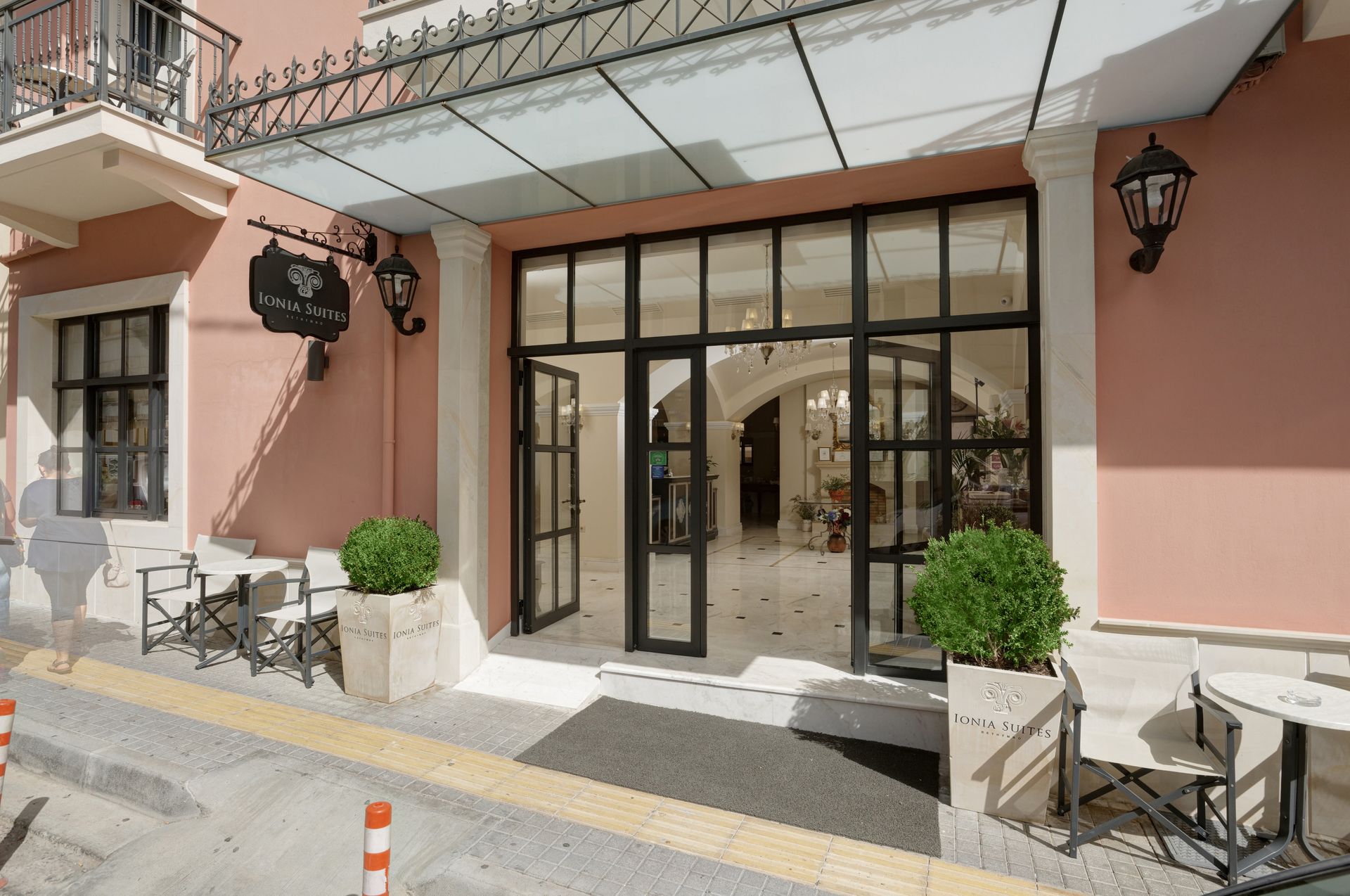 Ionia Suites 