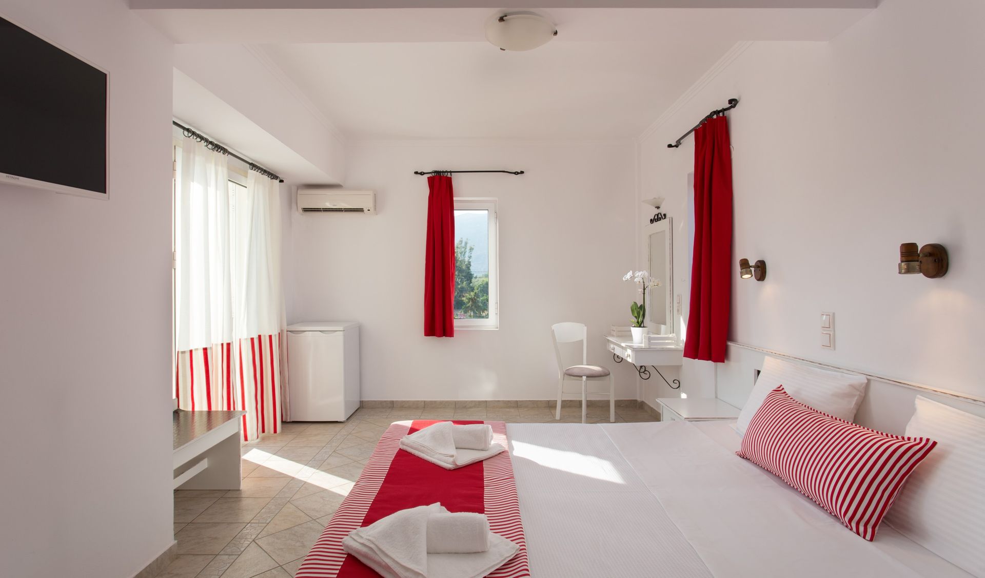 Iris Beach Hotel