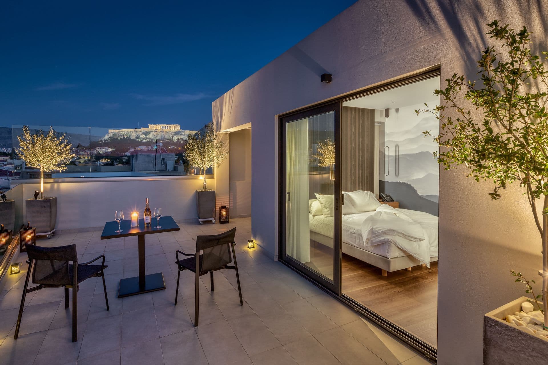 Ivis 4 Hotel