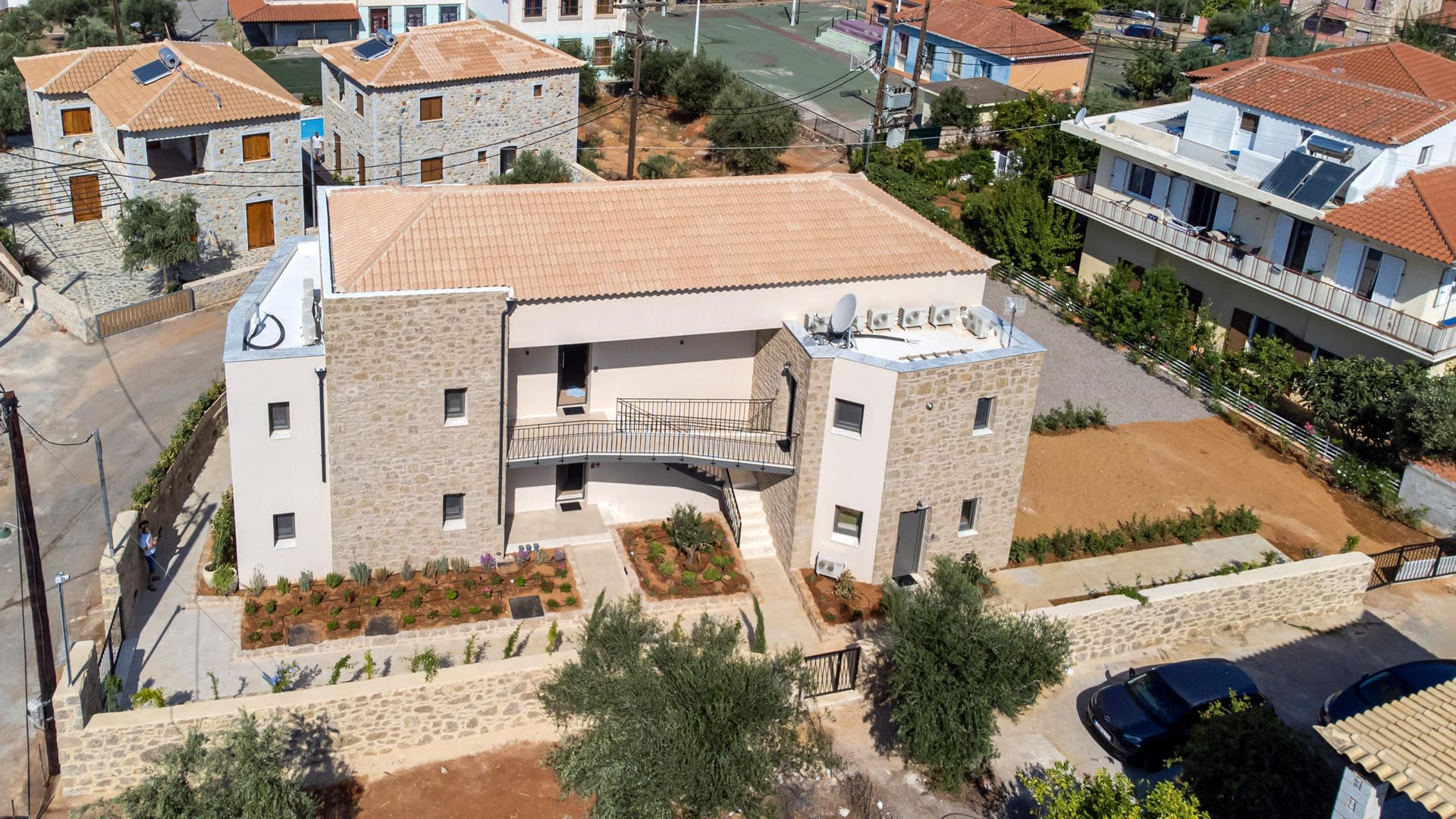 Kannas Mani Luxury Suites