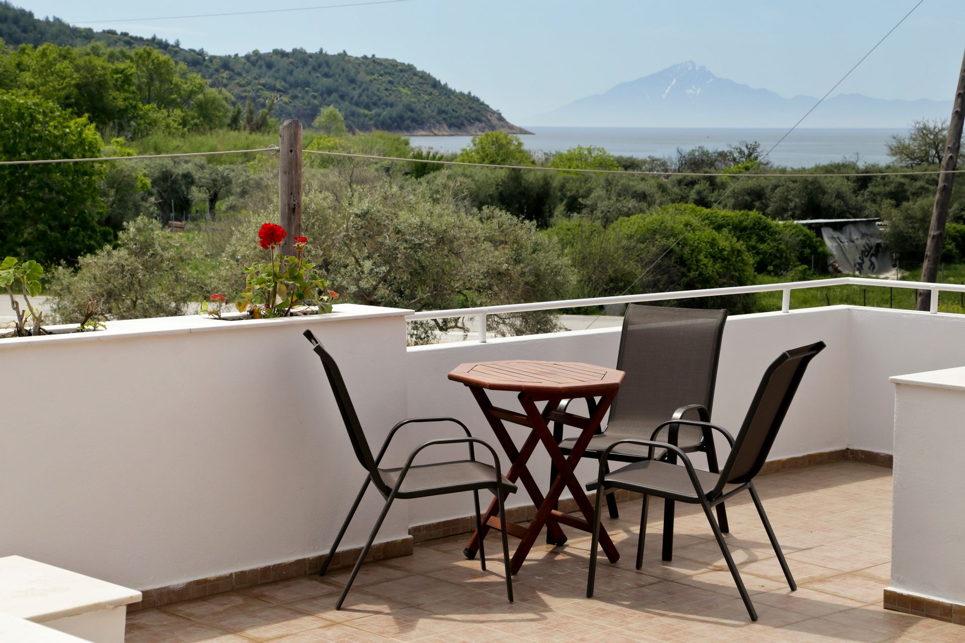 Kapahi Sea View Apartments & Suites