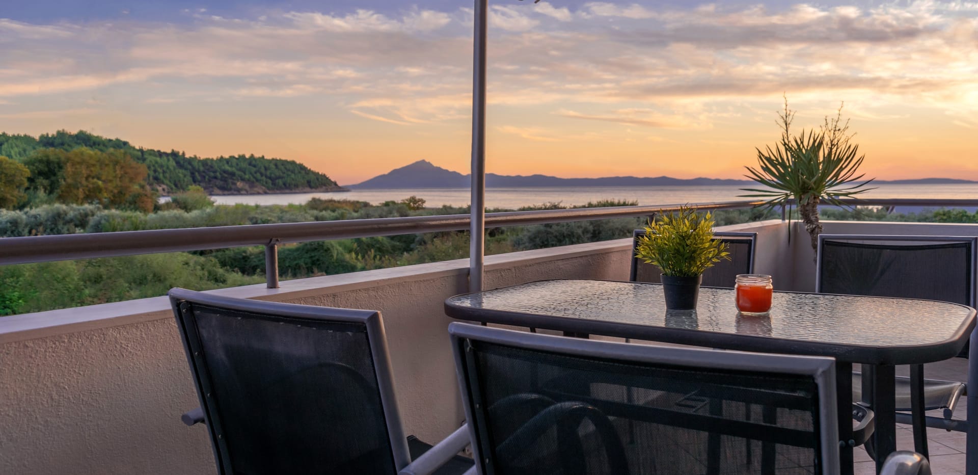 Kapahi Sea View Apartments & Suites
