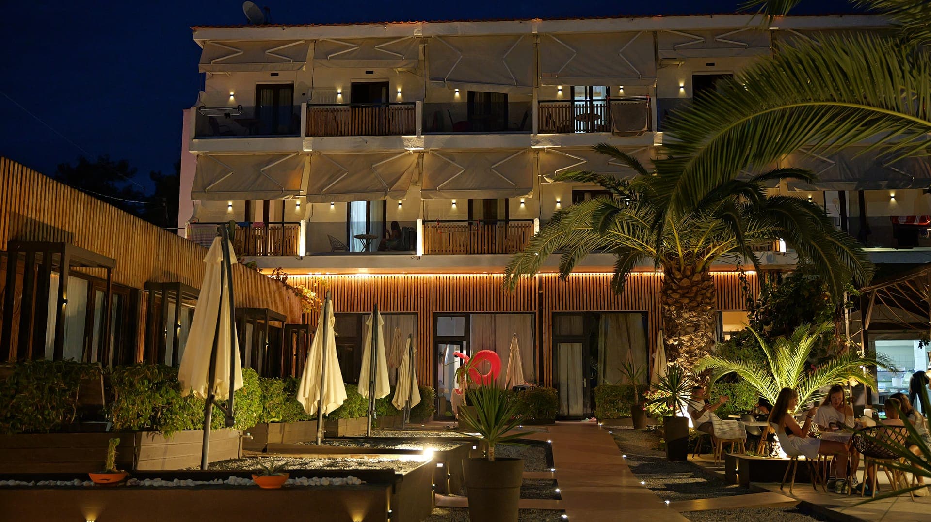 Beach Hotel Kapahi