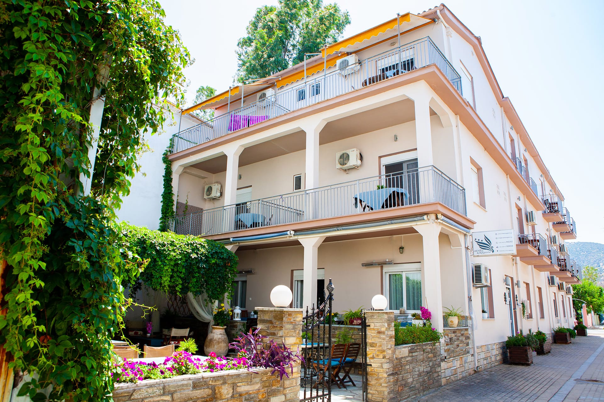 Hotel Karagianni