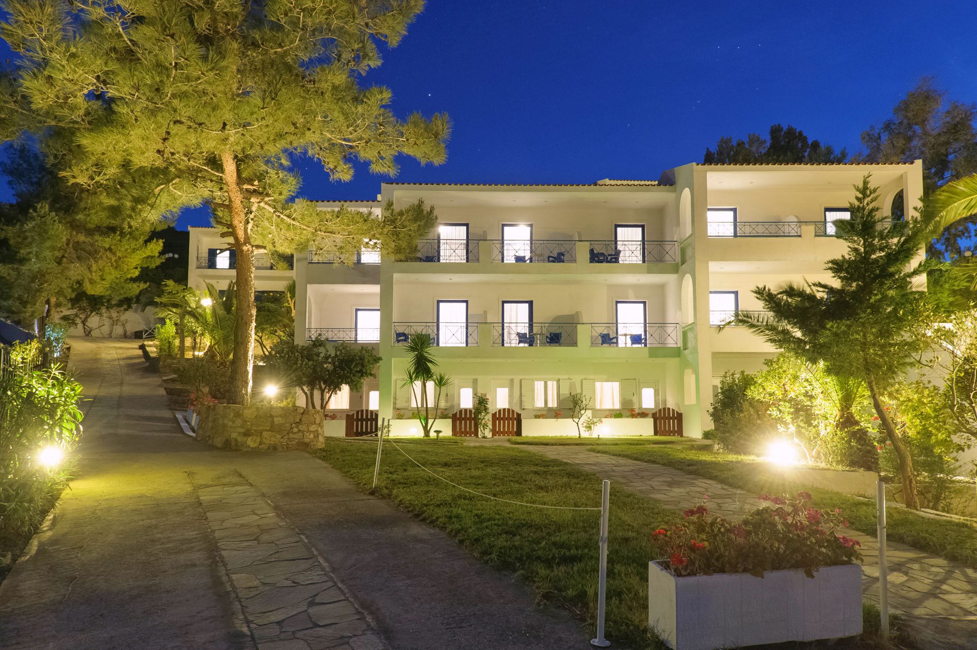 Karras’ Star Hotel